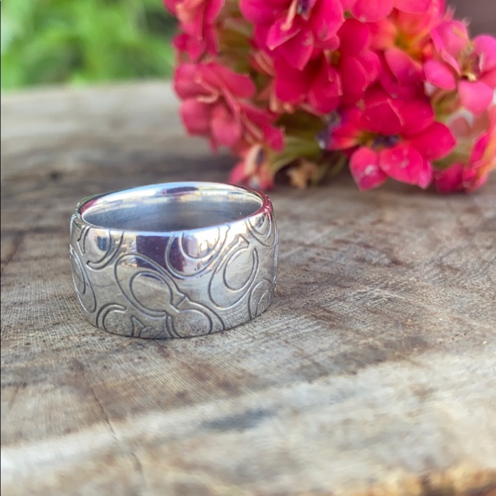 Coach Logo Wide Band Ring Sz 6 - Picture 2 of 9